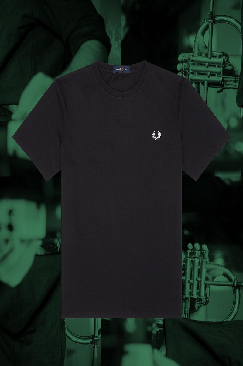 Fred Perry Hamburg Ringer T-skjorte Herre Svarte | DNOVO49132