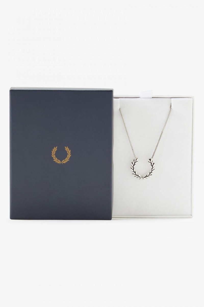 Fred Perry Laurel Wreath Necklace Smykker Accessories Sølv | TNOPQ38594