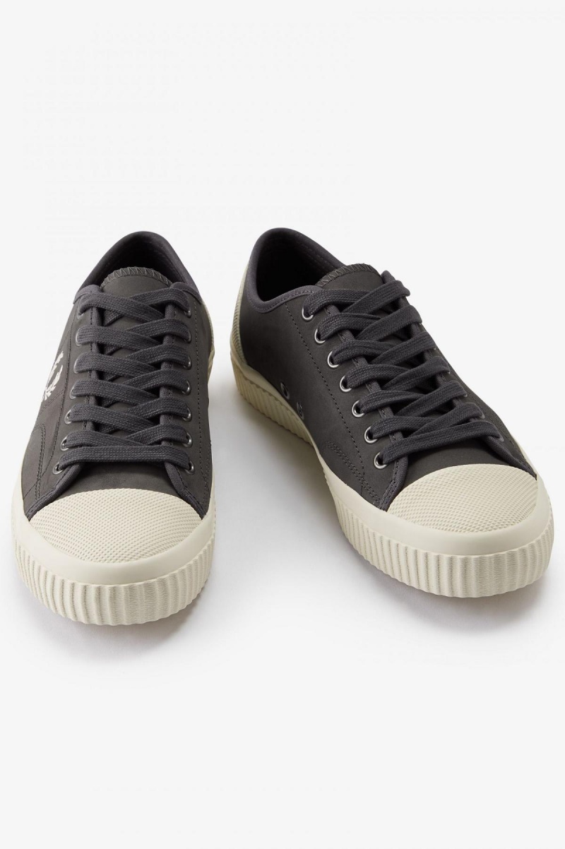 Fred Perry Low Hughes Sko Herre Gunmetal / Ecru | QNOUV12299